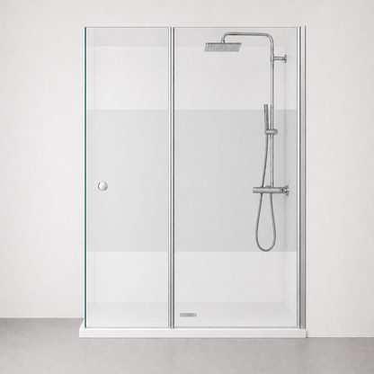 Paroi de douche avec retour pivotant en verre transparent et accessoires en aluminium chrom�
