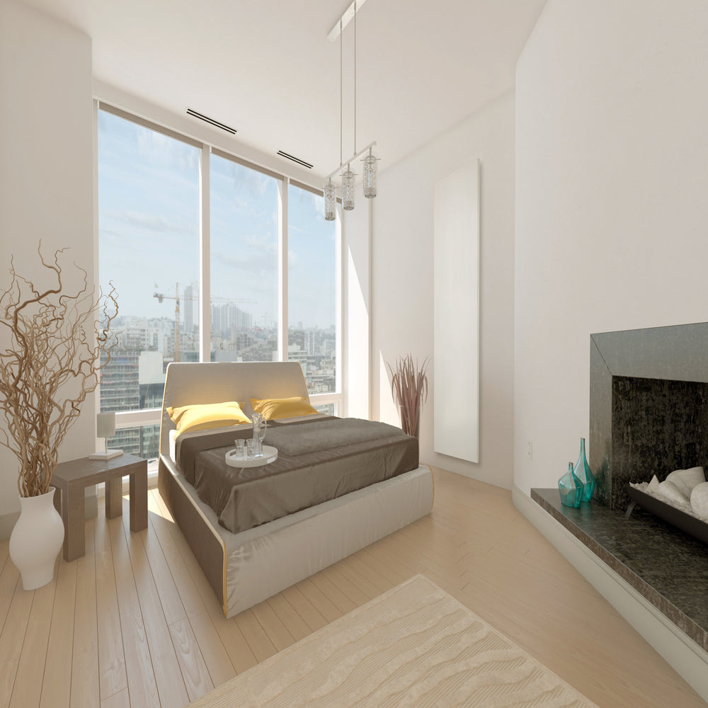 Radiateur �lectrique en acier peint monochrome blanc avec portes serviettes en option