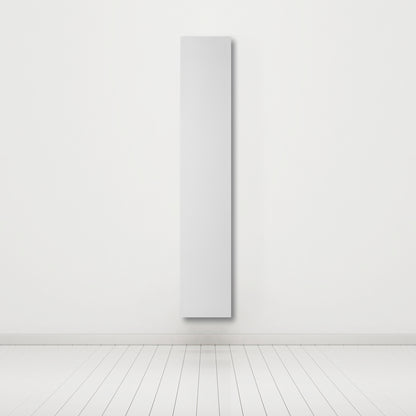 Radiateur �lectrique en acier peint monochrome blanc avec portes serviettes en option