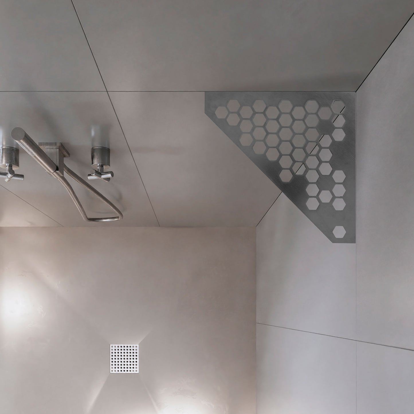 �tag�re de coin de douche pentagonale en inox fixation sans percer
